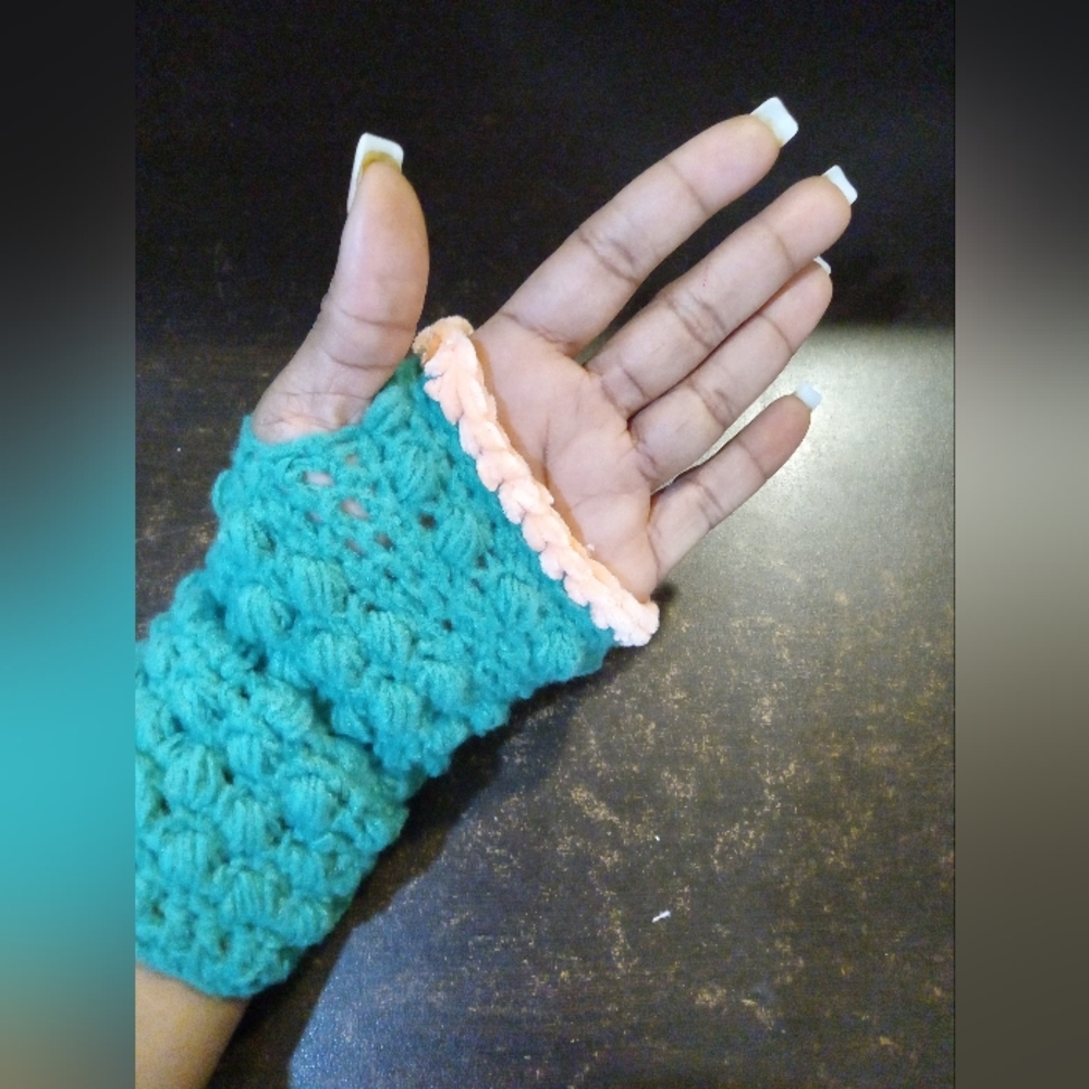 Crochet Fingerless Gloves.